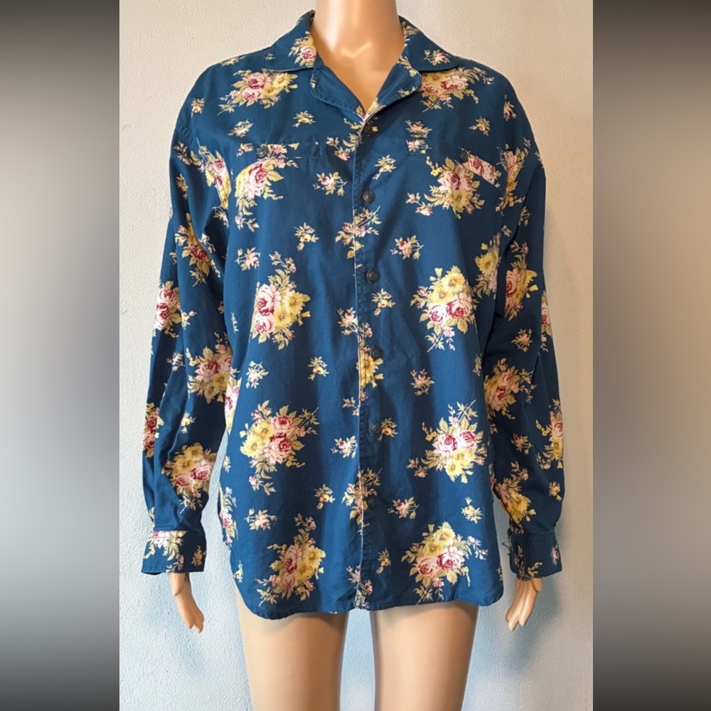 Lizwear Women's Shirt Size M Floral 100% Cotton Button Up Collared Long Sleeve
